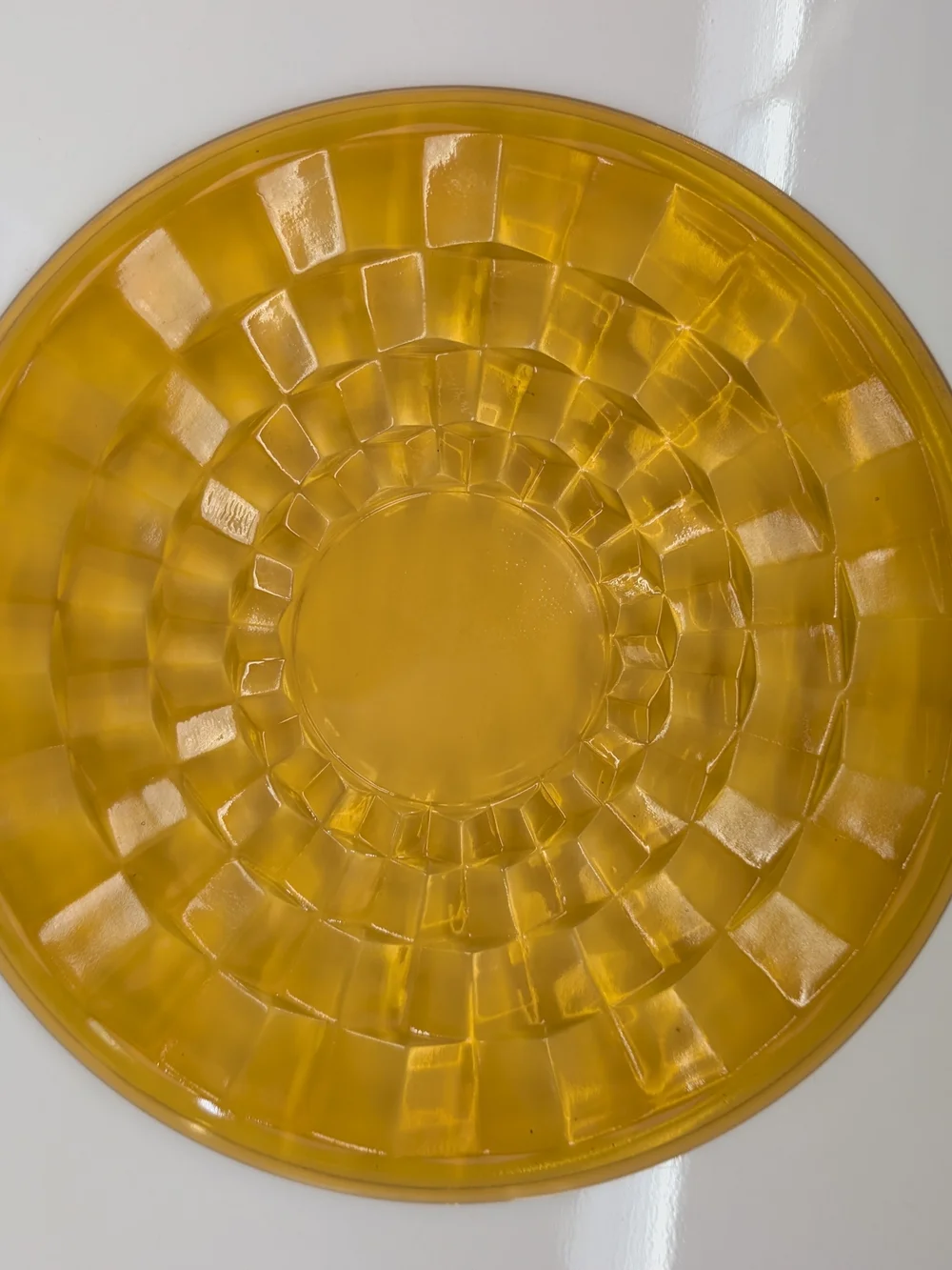Set of 4 Vintage Federal Glass Windsor Amber Dinner Plates 9